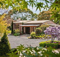 Shingles Riverside Cottages - The - ACT Tourism
