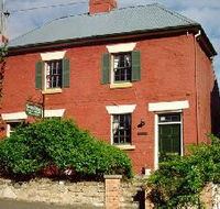 Warwick Cottages - ACT Tourism