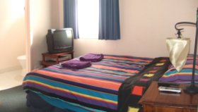 Kentish Hotel - ACT Tourism 0