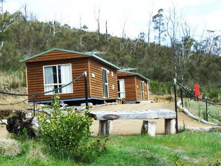 Hobart Bush Cabins - ACT Tourism 1