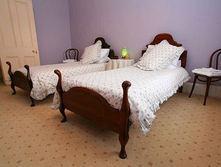 Fitzpatricks Inn - ACT Tourism 4