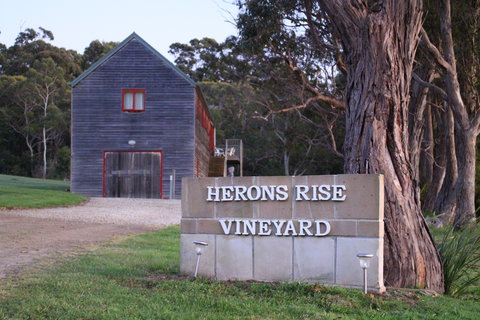 Herons Rise Vineyard - ACT Tourism 0