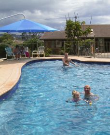 Beach Cabins Merimbula - ACT Tourism 0