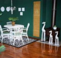 Chalet Chic - ACT Tourism