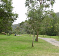 Gradys Riverside Retreat - ACT Tourism