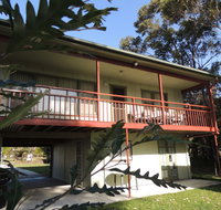 A Paradise Bungalow Waterfront - ACT Tourism