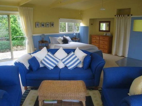 The Lodge - Far Meadow - ACT Tourism 1