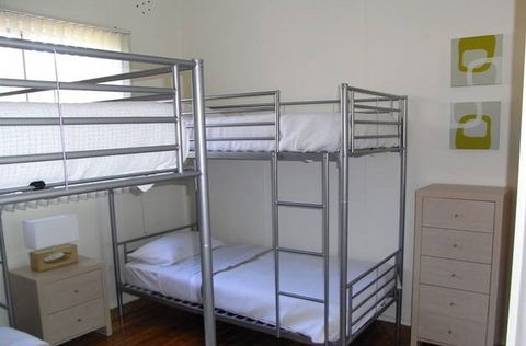 A Husky Sea-Esta - ACT Tourism 1