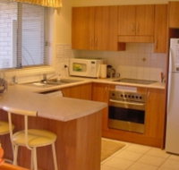 A Bay Beachcomber and Jervis Bays SeaChange - ACT Tourism