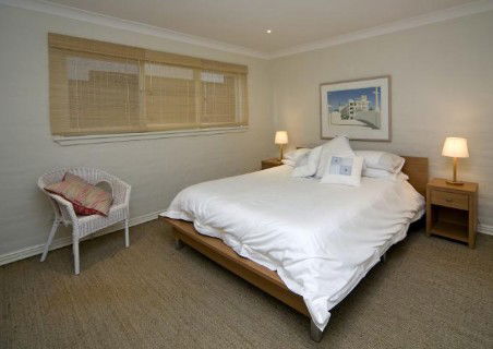 Absolute Waterfront At Hyams Beach - Elandra - ACT Tourism 0