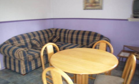 Alonga Cottages - ACT Tourism 2