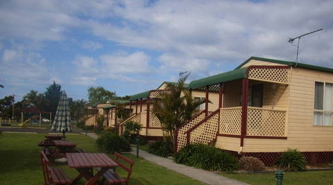 Alonga Cottages - ACT Tourism 3