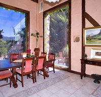 Castle On The Hill Bed and Breakfast - ACT Tourism