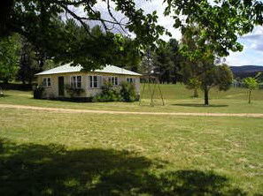 Fontenoy Farm Cottages - ACT Tourism 3