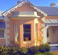 Cromwell House - ACT Tourism