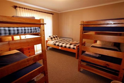 Three Way Inn - ACT Tourism 2