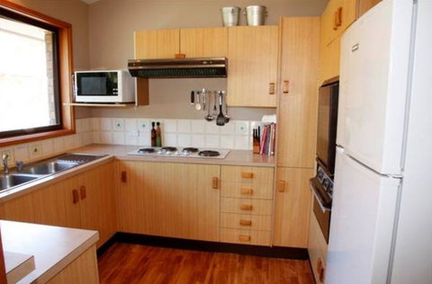 Three Way Inn - ACT Tourism 3