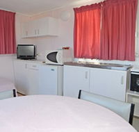 Aukaka Caravan Park - ACT Tourism