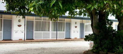 Pacific Motel - ACT Tourism 0