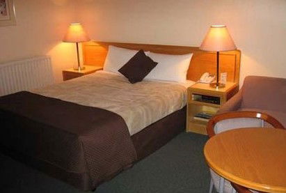 Comfort Inn Posthouse - ACT Tourism 1
