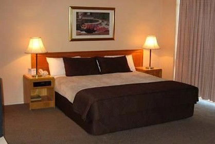 Comfort Inn Posthouse - ACT Tourism 2