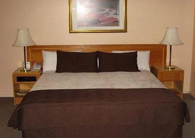 Comfort Inn Posthouse - ACT Tourism 3