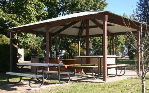 Bingara Riverside Caravan Park - ACT Tourism 3