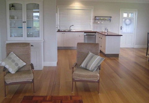 Aurelias Farm Bed And Breakfast - ACT Tourism 2