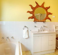 Burra by the Beach - ACT Tourism