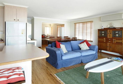 90 Oceans Edge - ACT Tourism 0