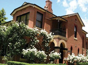 Amazing Country Escapes - Bishops Court Estate Boutique Hotel - ACT Tourism 1