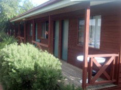 Aussie Cabins - ACT Tourism 0