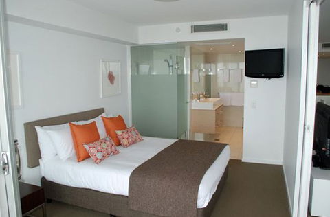 Echelon Apartments Yeppoon - ACT Tourism 3