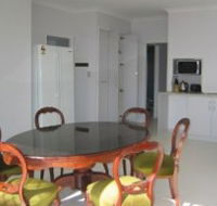 Olas Holiday House - ACT Tourism