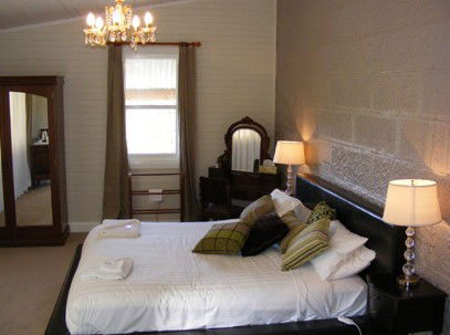 Abbey Of The Roses Boutique Heritage Guesthouse - ACT Tourism 4
