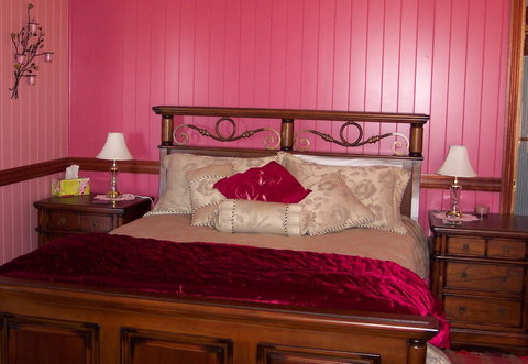 R On The Downs Rural Retreat - ACT Tourism 2