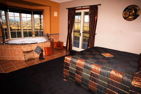 R On The Downs Rural Retreat - ACT Tourism 4