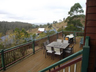 Eagle Outlook - Holiday Home - ACT Tourism 1