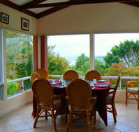 Albany View Street Lodge Bed and Breakfast and Art Studio - ACT Tourism