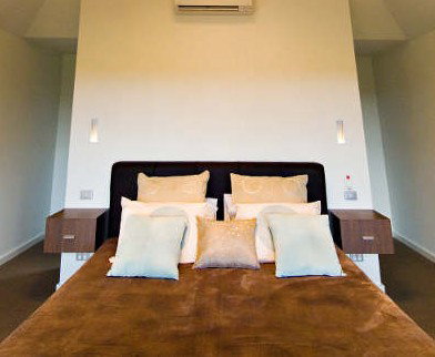 Chandeliers On Abbey - ACT Tourism 1