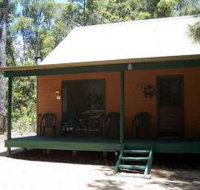 Loose Goose Chalets - ACT Tourism
