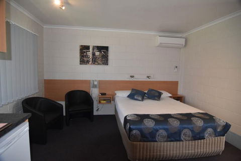 Billabong Motor Inn - ACT Tourism 11