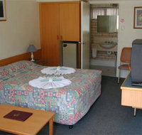 Tropical Gateway Motor Inn - ACT Tourism