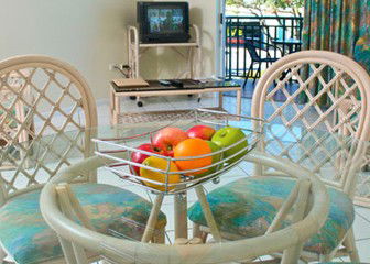 Koala Court Holiday Apartments - ACT Tourism 0