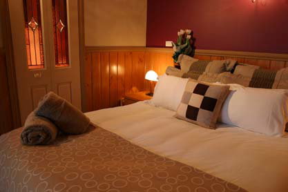 Willowlake Cottages - ACT Tourism 1