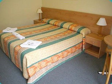 Rest Easy Motel - ACT Tourism 3