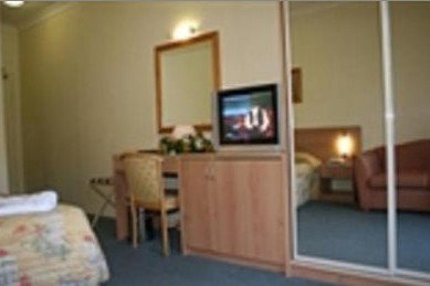 Rest Easy Motel - ACT Tourism 4