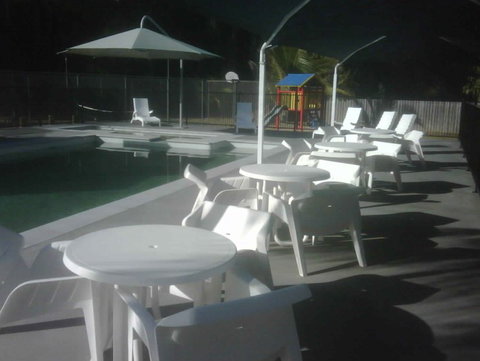 L'Amor Holiday Apartments - ACT Tourism 5