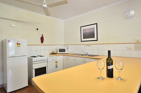 St Andrews Serviced Apartments - ACT Tourism 0
