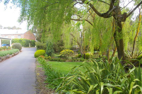 Ballarat Lodge & Convention Centre - ACT Tourism 3